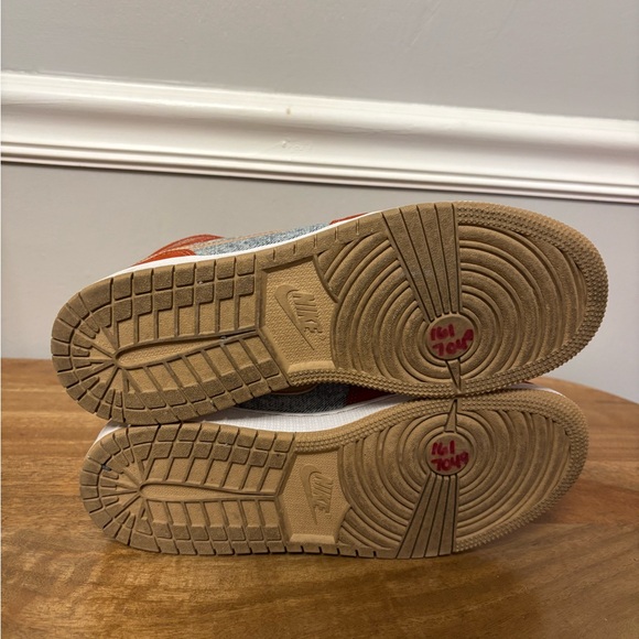 Jordan’s 1 Mid SE Cinnabar Denim‎ Rust Sue sneakers Woman’s 6.5 - Picture 9 of 9